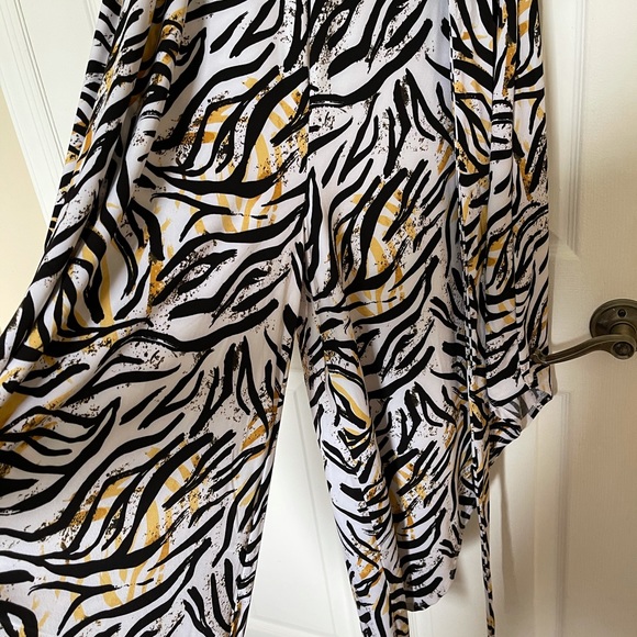 Jumpsuit - Picture 2 of 2